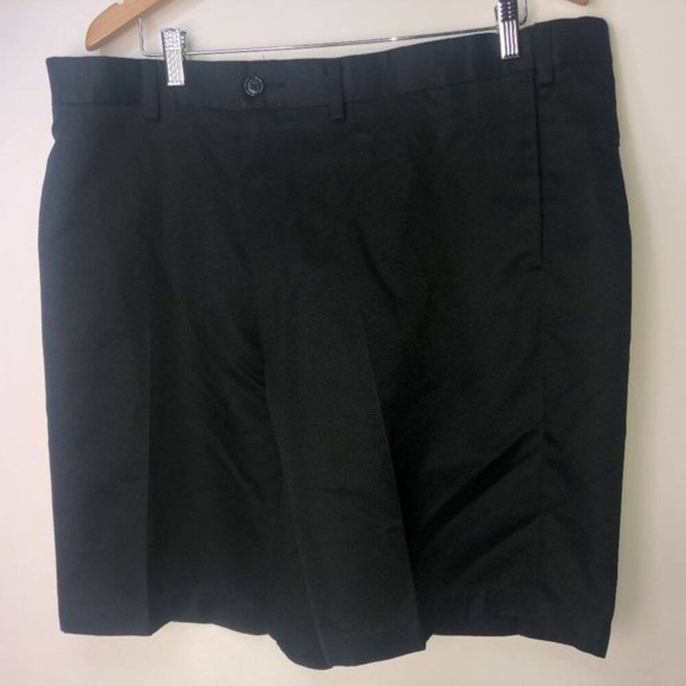 Roundtree & Yorke Black Shorts‎ Men's Size 40